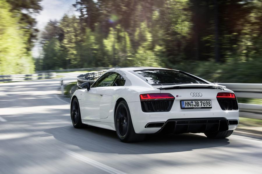  Audi R8 V10 RWS 2017 года  (WW) (фото 44 из 81)